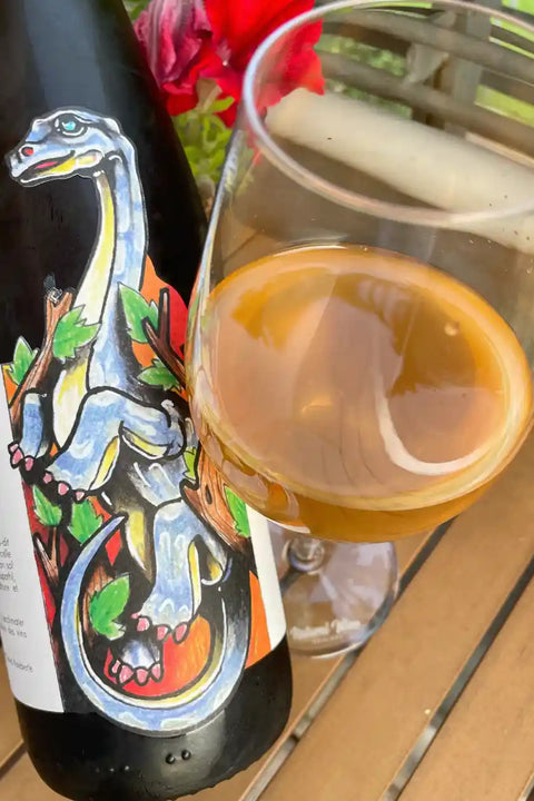 Domaine Muller Koeberle SOlera 2018-2021 bottle and glass - Natural Wine Dealers