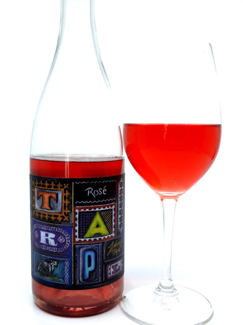 Johannes Trapl Rosé 2021 with glass