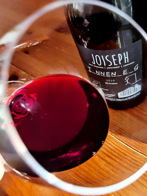 Joiseph Tannenberg 2019 bottle and glass