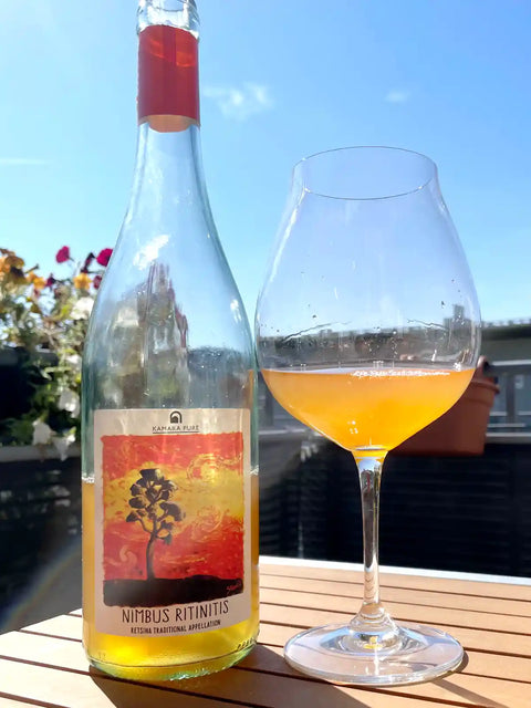 Kamara Nimbus Ritinitis 2021 bottle and glass - Natural Wine Dealers