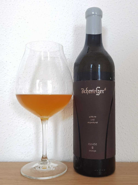 Schmelzer Schlicht und ergreifend cuvee orange III with glass