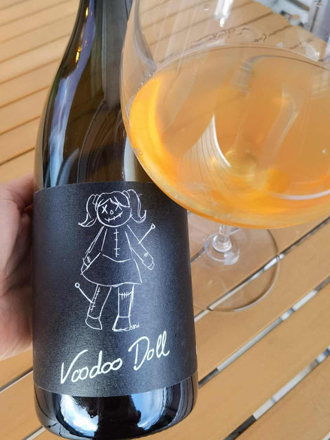 Bianka und Daniel Schmitt - Voodoo Doll 2020 - Natural Wine Dealers