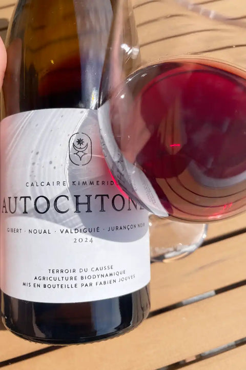 Bottle and glass of Fabien Jouves Autochtones 2024 - Natural Wine Dealers