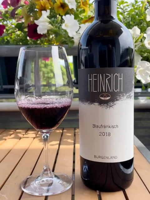 Heinrich Blaufraenkisch 2018 bottle and glass