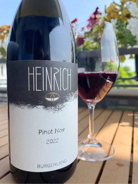 Heinrich Pinot Noir 2022 bottle and glass