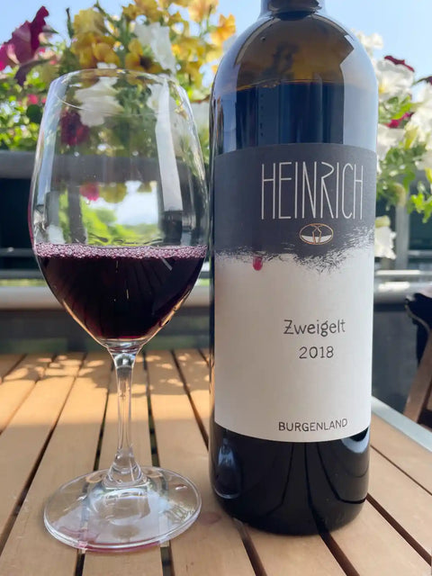 Heinrich Zweigelt 2018 bottle and glass