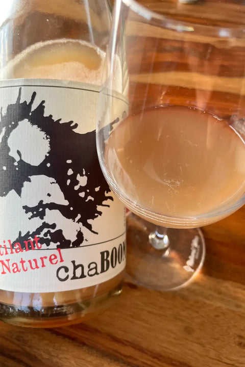 Bottle and glass of Cha Boom from Leo Uibel - Natural Wine Dealers