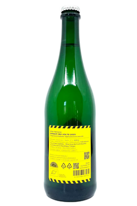 Back Label of Milan Nestarec Danger 380 volts Pet Nat 2025 - Natural Wine Dealers