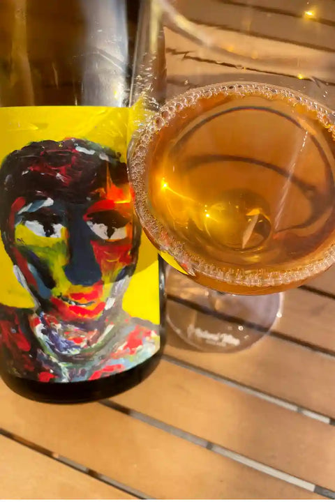 Bottle and glass of Naboso Doma 2022 - Natural Wine Dealers