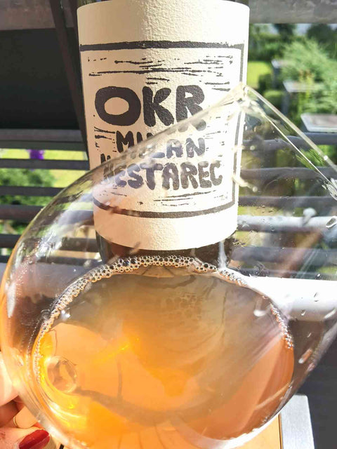 Nestarec OKR 2021 Bottle with glass