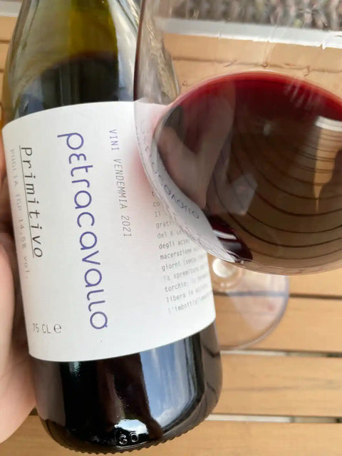 Petracavallo Primitivo 2021 bottle and glass