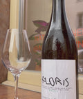 Pouring a glass of Quantum Winery Floris - Natural Wine Dealers